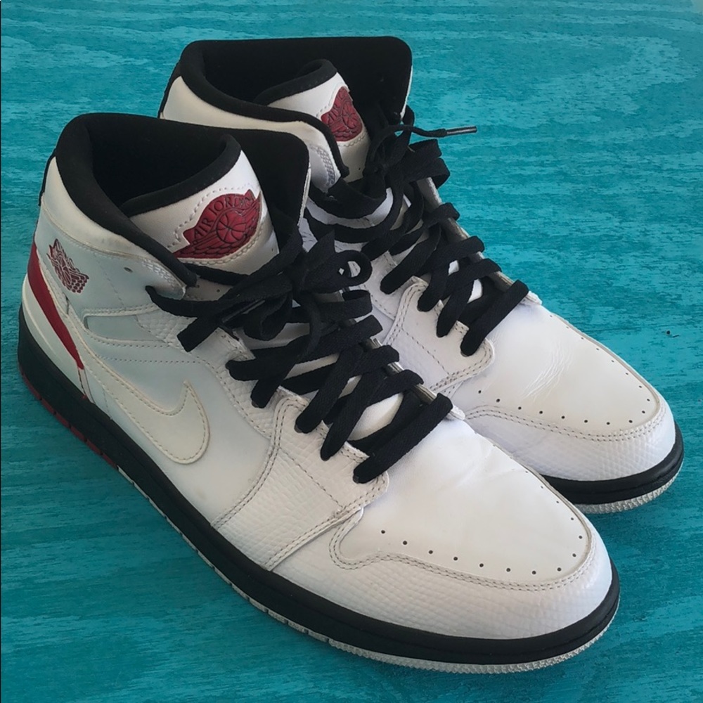 Air Jordan 1 Retro 86 Bulls